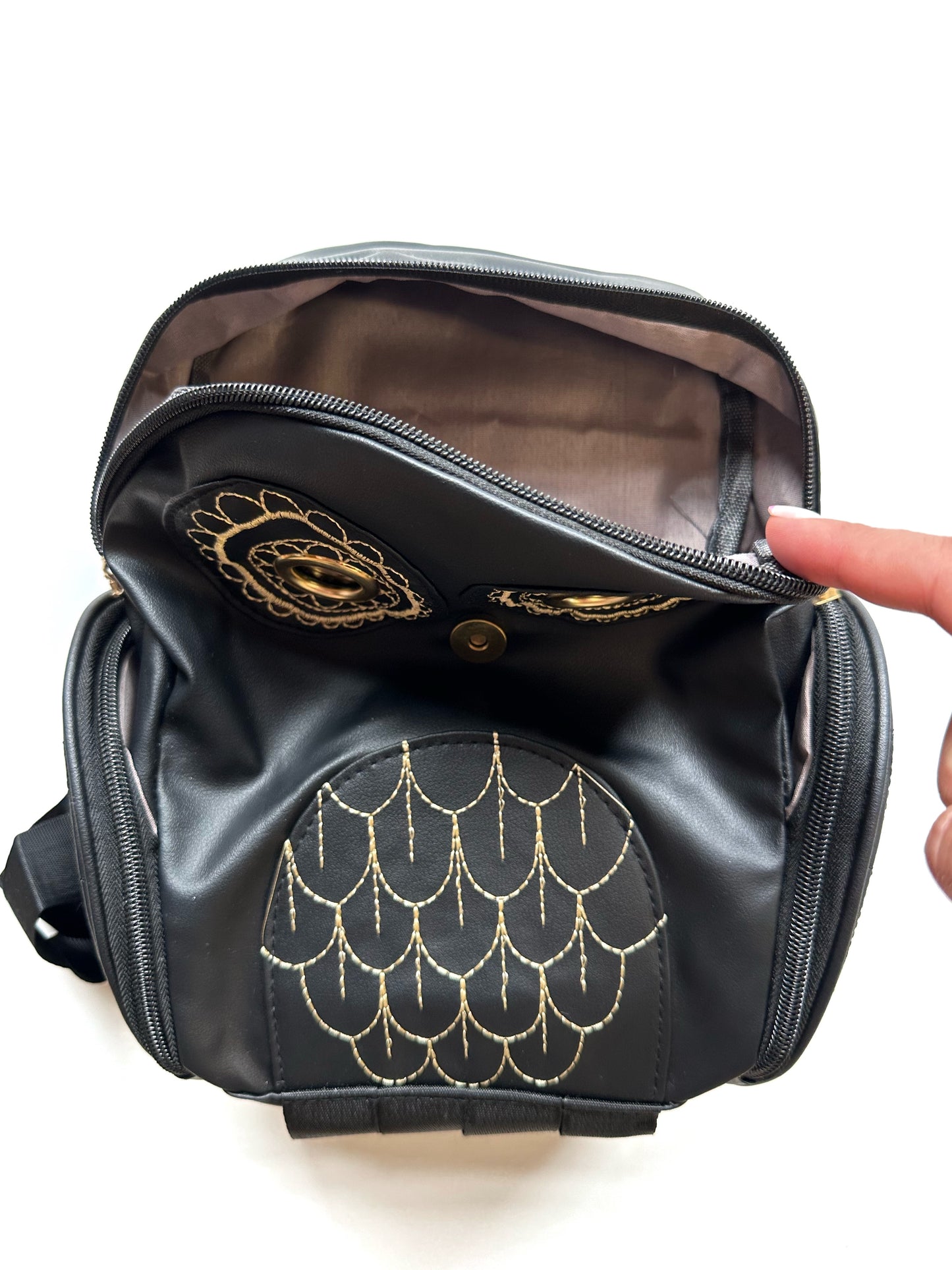 Owl backpack - Witch and Wizard familiars bag