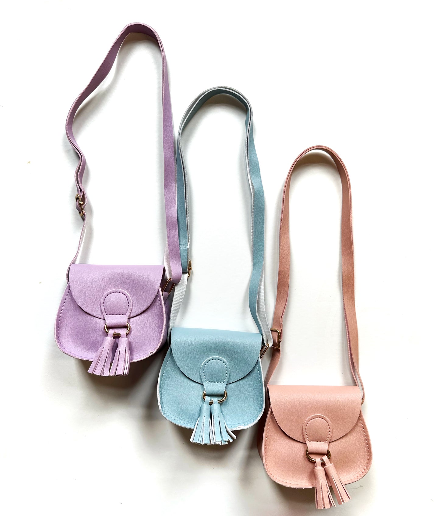 The sweetest ‘lil tassel purse
