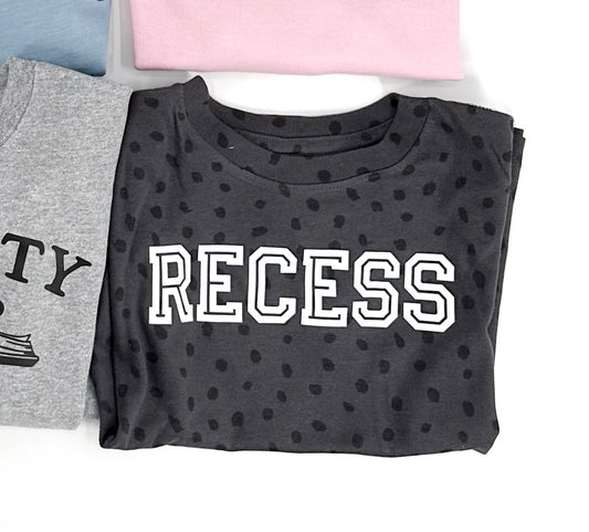 Recess, black dots tee