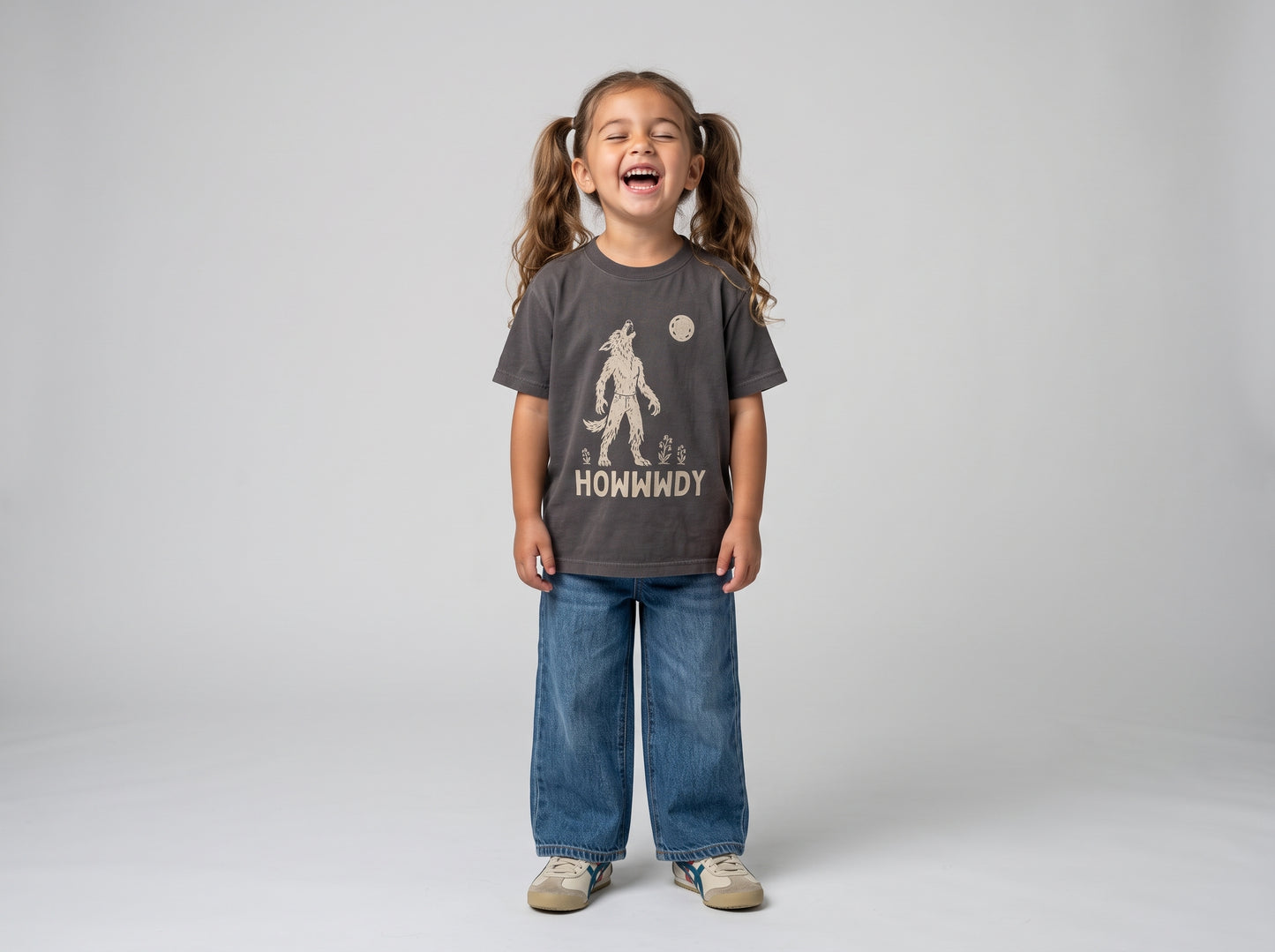 HOWWWDY Werewolf Halloween tee for kids