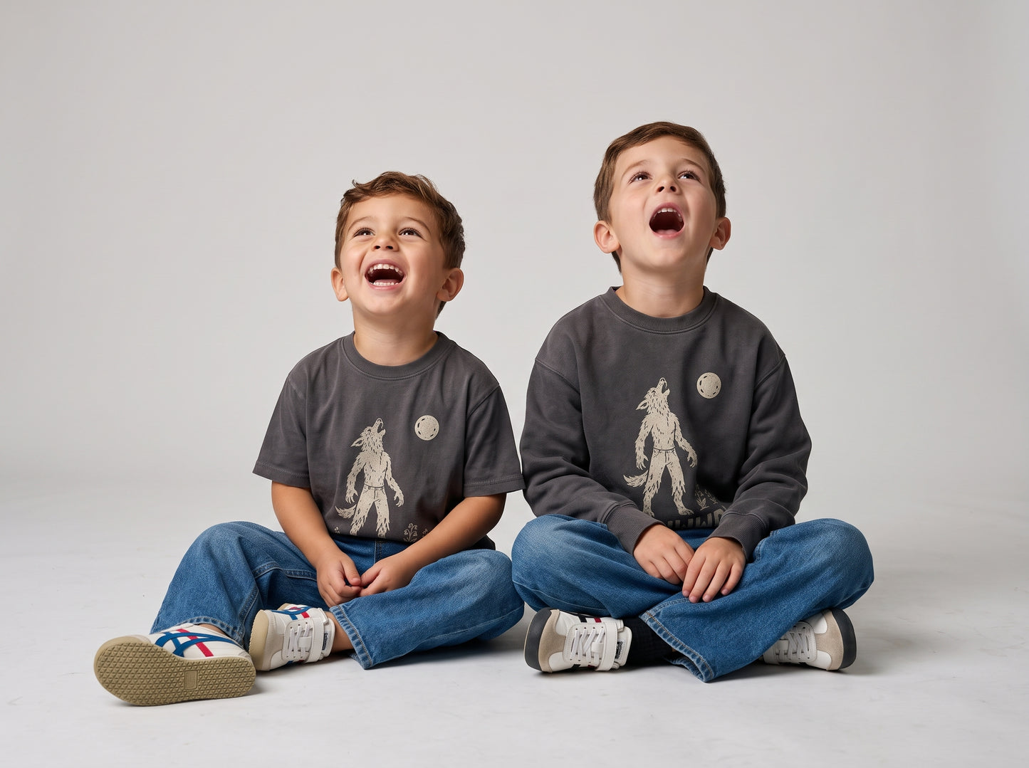 HOWWWDY Werewolf Halloween tee for kids