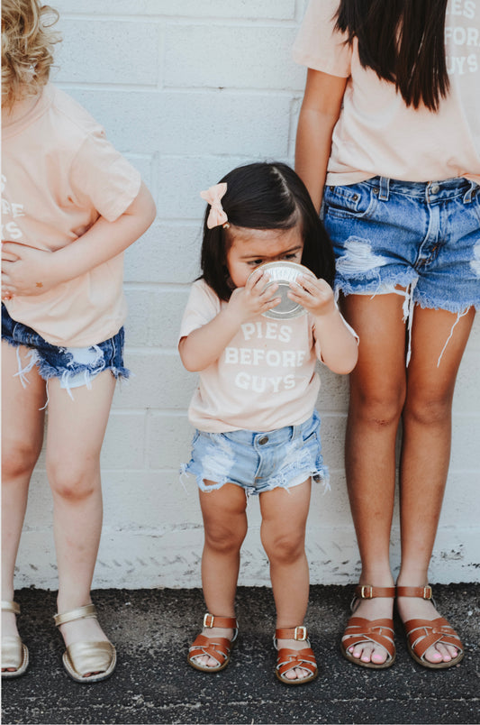 Peachy Pies tee